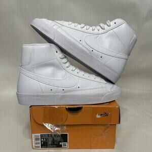 Nike Blazer '77 Vintage Mid WMNS “Triple White”